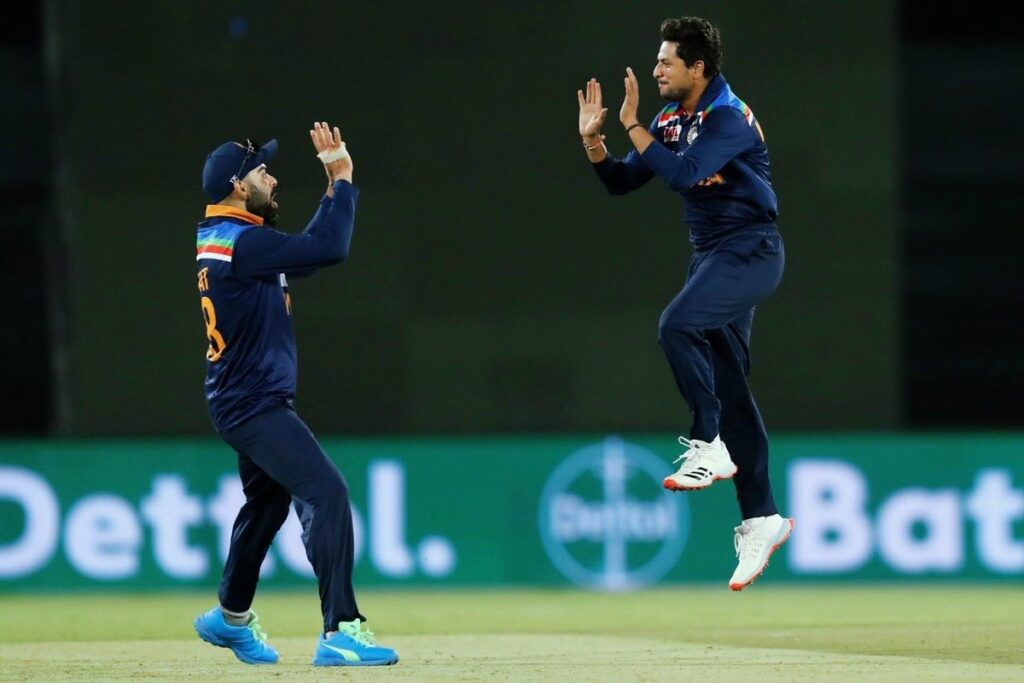 இங்கிலாந்து அணிக்கு வேலை செய்ய தான் வந்தீங்களா..? அம்பயர்கள் மீது ரசிகர்கள் கோபம் !! 3
