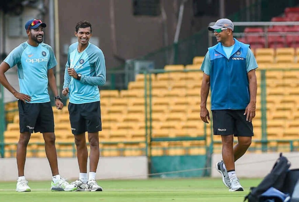 நான் இந்திய அணியில் இடம் பிடிக்க இவர் தான் காரணம் ; - முகமது சிராஜ் 3 நான் இந்திய அணியில் இடம் பிடிக்க இவர் தான் காரணம் ; - முகமது சிராஜ் 3