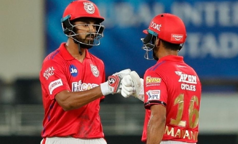 இங்கிலாந்து தொடரை விடுங்க, ஐபிஎல்'ல பாருங்க இவர் எப்படி விளையாடுவார்'னு ! பேட்டிங் பயிற்சியாளர் உறுதி 3 இங்கிலாந்து தொடரை விடுங்க, ஐபிஎல்'ல பாருங்க இவர் எப்படி விளையாடுவார்'னு ! பேட்டிங் பயிற்சியாளர் உறுதி 3