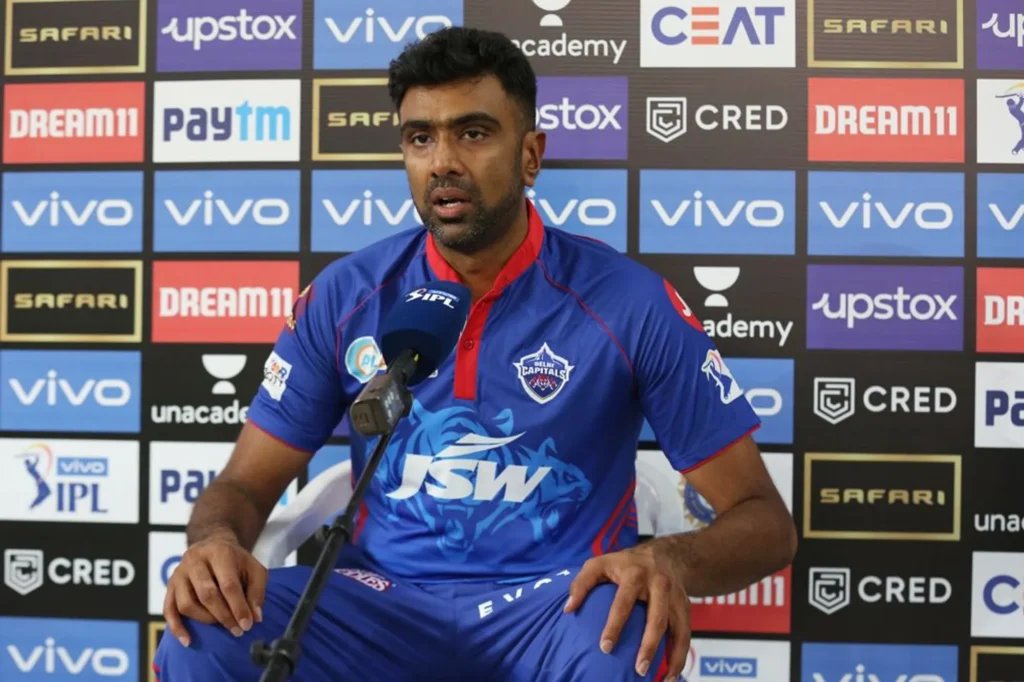டெல்லி கேப்பிடல்ஸ் அணியில் இருந்து கழட்டிவிடப்பட வாய்ப்புள்ள மூன்று முக்கிய வீரர்கள் !! 2 டெல்லி கேப்பிடல்ஸ் அணியில் இருந்து கழட்டிவிடப்பட வாய்ப்புள்ள மூன்று முக்கிய வீரர்கள் !! 2