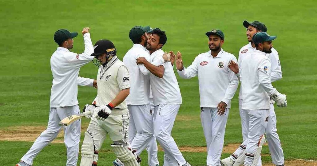 நியூசிலாந்து அணியை அதன் சொந்த மண்ணிலேயே வீழ்த்தி சாதனை படைத்த பங்களாதேஷ் அணி; பாராட்டு தெரிவித்த பிரண்டன் மெக்கலம் !! 4 நியூசிலாந்து அணியை அதன் சொந்த மண்ணிலேயே வீழ்த்தி சாதனை படைத்த பங்களாதேஷ் அணி; பாராட்டு தெரிவித்த பிரண்டன் மெக்கலம் !! 4