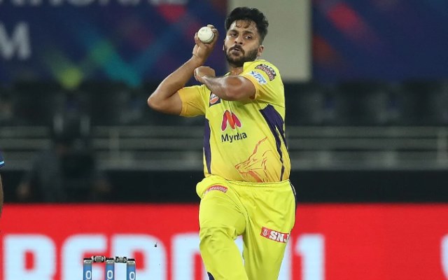 10 கோடிக்கு மேல கொடுத்து எடுத்தது இதுக்கு தானா? புதிய அணிக்கு செல்கிறார் சர்துல் தாக்கூர்!