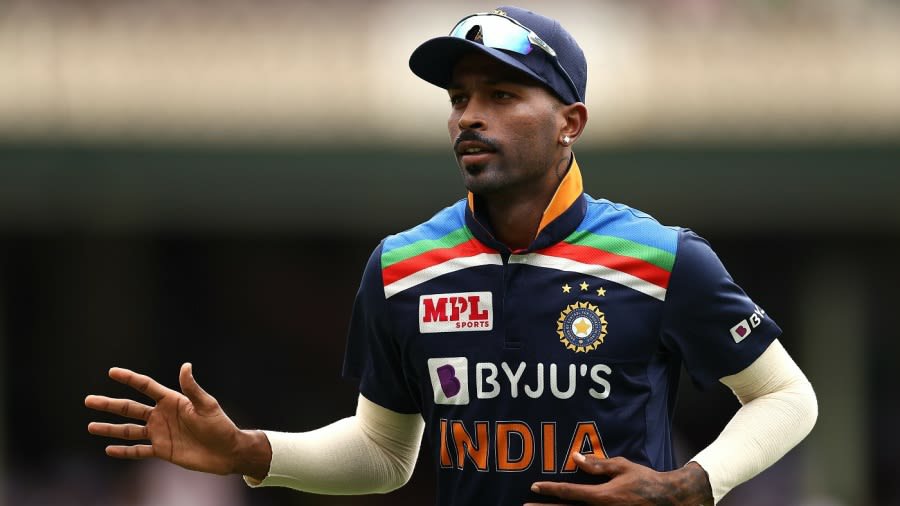 நான் யார மாதிரியும் கிடையாது... என்ன விட்றுங்க ப்ளீஸ்; வெங்கடேஷ் ஐயர் வேண்டுகோள் !! 3 நான் யார மாதிரியும் கிடையாது... என்ன விட்றுங்க ப்ளீஸ்; வெங்கடேஷ் ஐயர் வேண்டுகோள் !! 3