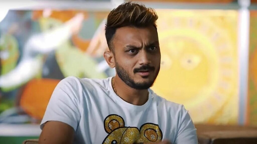 நான்காவது வீரர் என்ற பெருமை... ஐபிஎல் தொடரில் புதிய சாதனை படைத்த அக்ஷர் பட்டேல் !! 3 நான்காவது வீரர் என்ற பெருமை... ஐபிஎல் தொடரில் புதிய சாதனை படைத்த அக்ஷர் பட்டேல் !! 3