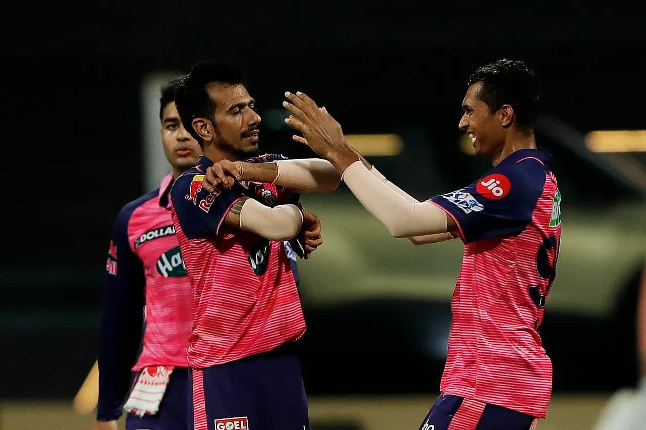 ஐபிஎல் தொடரில் மலிங்காவிற்கு பிறகு மிகப்பெரும் சாதனை படைத்த சஹால் ;என்ன சாதனை தெரியுமா !! 3 ஐபிஎல் தொடரில் மலிங்காவிற்கு பிறகு மிகப்பெரும் சாதனை படைத்த சஹால் ;என்ன சாதனை தெரியுமா !! 3