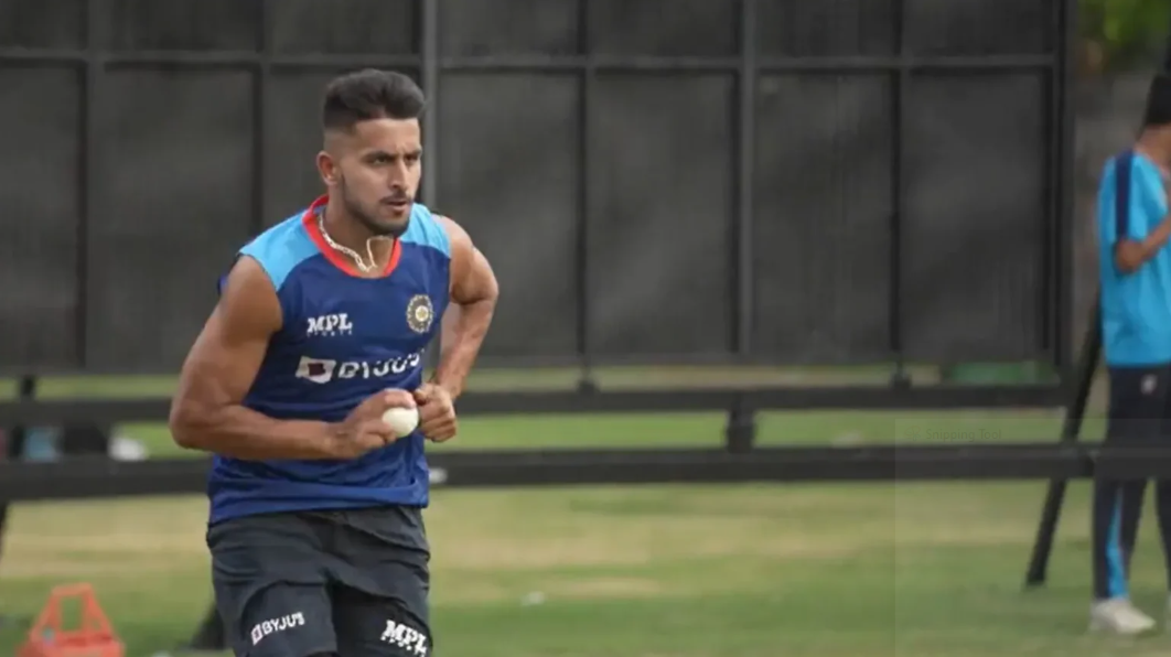 முதல் ஓவரிலேயே 14 ரன்கள் கொடுத்த உம்ரன் மாலிக்… இனி இடம் கொடுக்கலாமா…? முன்னாள் வீரர் ஓபன் டாக் !!