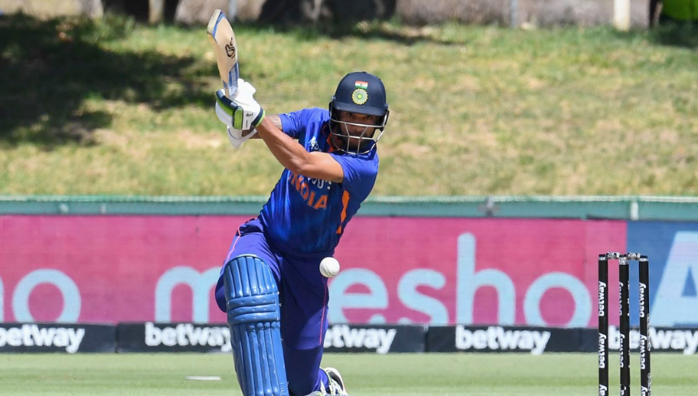 சிறப்பாக விளையாடிய போதும் காரணமே இல்லாமல் மீண்டும் புறக்கணிக்கப்பட்ட மூன்று வீரர்கள் !!