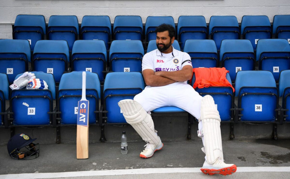 ரொம்ப அவசரப்படாதீங்க…. எதுவுமே உண்மை இல்ல; இந்திய ரசிகர்களுக்கு குட் நியூஸ் கொடுத்த ராகுல் டிராவிட் !!