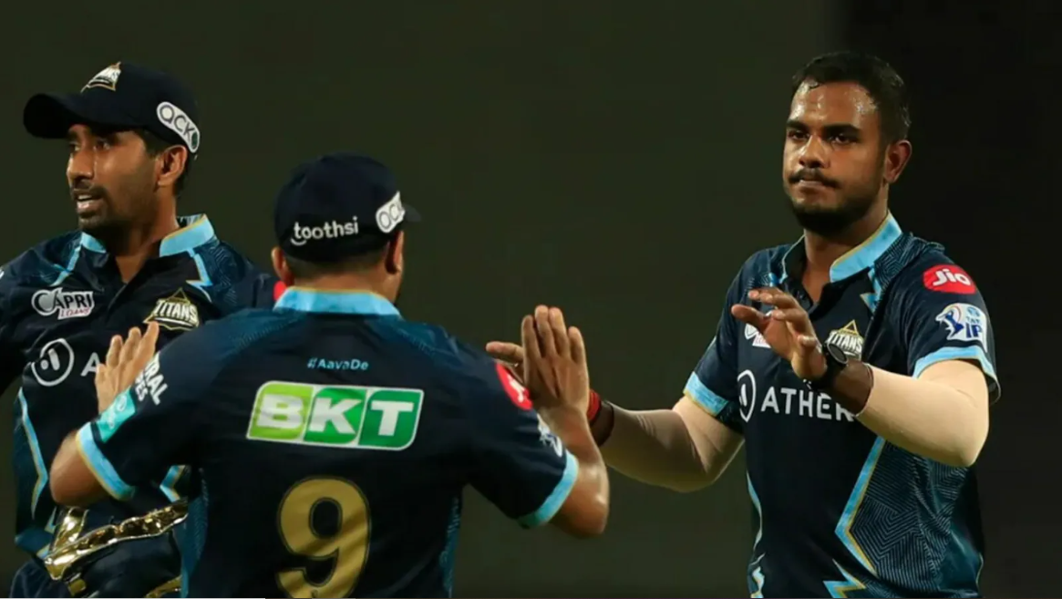 தோனி இல்லை …. இந்த சென்னை வீரருக்கு பந்துவீசுவது தான் ரொம்ப கஷ்டம்; ஒப்புக்கொண்ட குஜராத் டைட்டன்ஸ் வீரர் !!