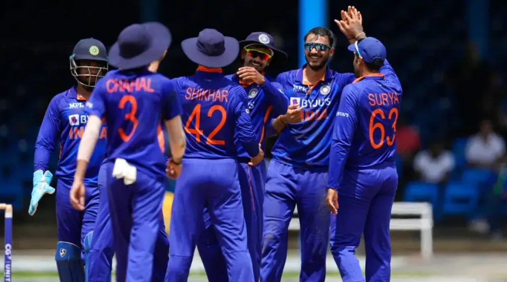 அஸ்வின், அர்ஸ்தீப் சிங்கிற்கு அணியில் இடம்... முதலில் பேட்டிங் செய்கிறது இந்திய அணி !! 3