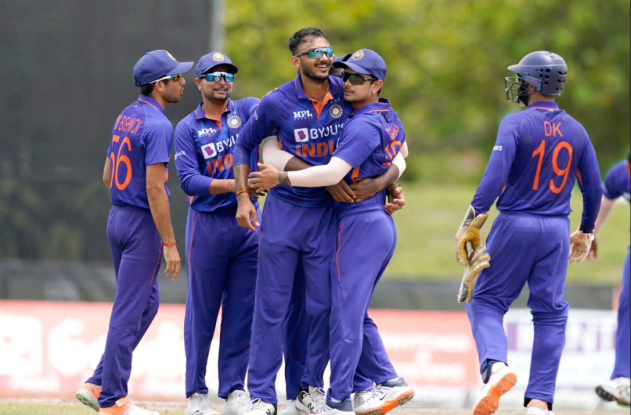 இவர ஏன் எடுக்கல…? இந்த டீம வச்சிக்கிட்டு ஜெயிக்கிறதே ரொம்ப கஷ்டம் ; இந்திய அணியை விமர்சித்த முன்னாள் வீரர் !!