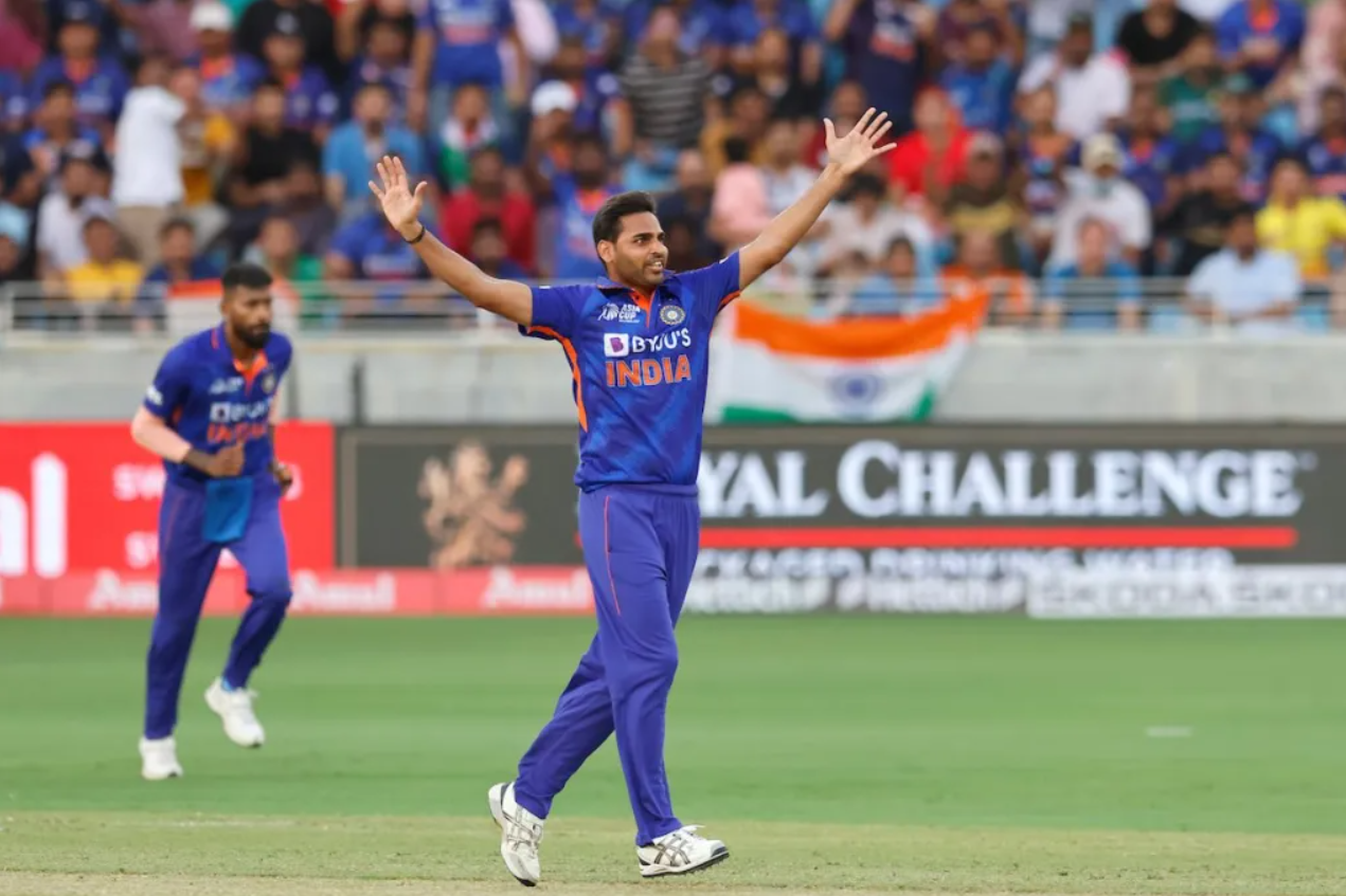 இவர் விக்கெட்ட எடுத்திட்டா எல்லாம் ஈசியாகிடும்னு எங்களுக்கே தெரியும்… திட்டத்தை வெளிப்படுத்திய புவனேஷ்வர் குமார் !!