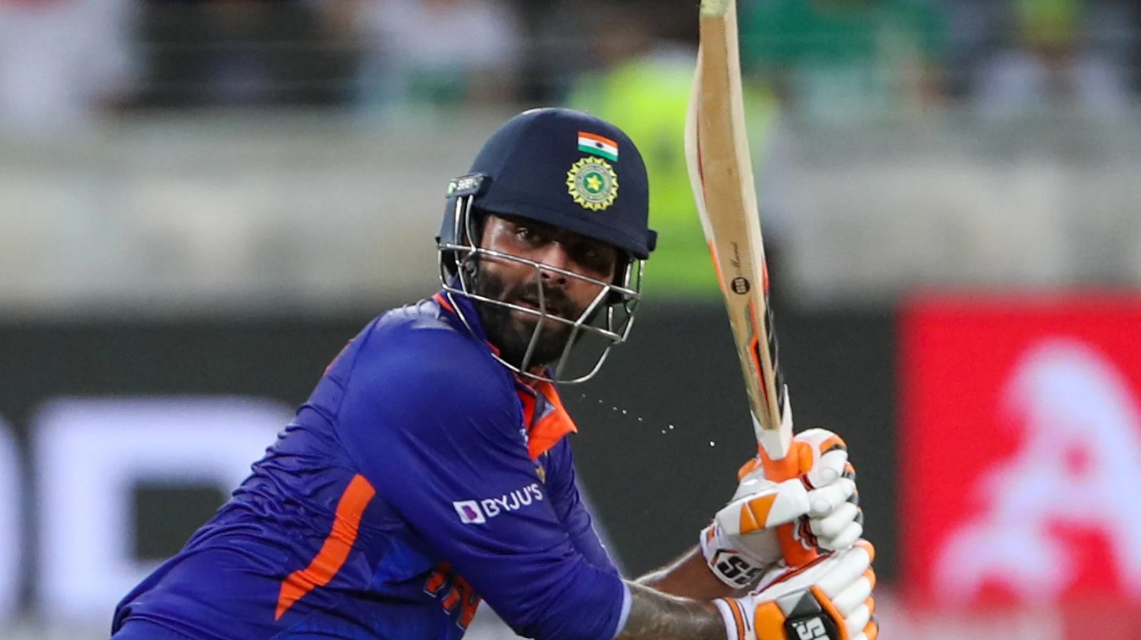 சூர்யகுமார் யாதவிற்கு பதிலாக நான்காவது இடத்தில் களமிறங்கியது ஏன்..? விளக்கம் கொடுத்த ரவீந்திர ஜடேஜா !!