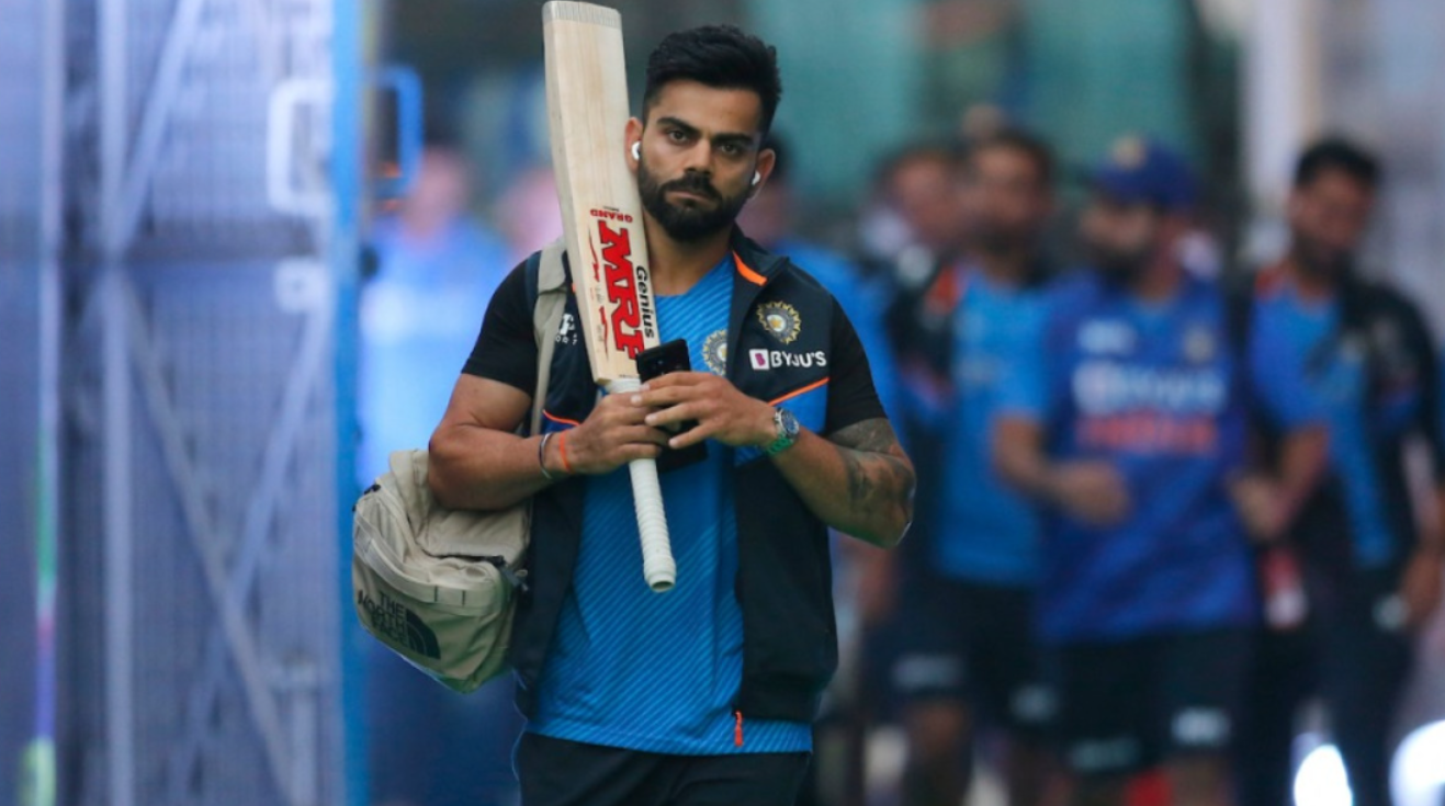 இடம் கிடைக்கனும்னா விராட் கோலி இனி இத செஞ்சு தான் ஆகனும்; முன்னாள் வீரர் அதிரடி பேச்சு !!