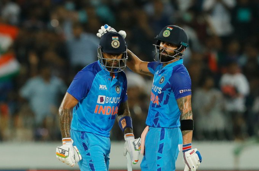 மிரளவிட்ட சூர்யகுமார் யாதவ்… பொறுமையாக விளையாடி கெத்து காட்டிய கிங் கோலி; இந்திய அணி அசத்தல் வெற்றி !!