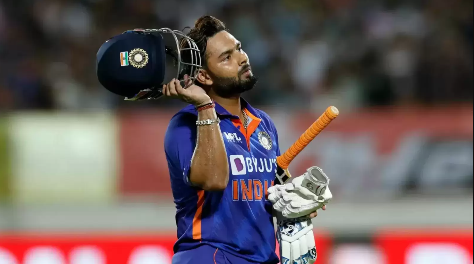 ரிஷப் பண்ட்டிற்கு இடம் கொடுங்க… யாரா இருந்தாலும் அசால்டா துவம்சம் செய்யலாம்; முன்னாள் வீரர் அதிரடி கருத்து !!