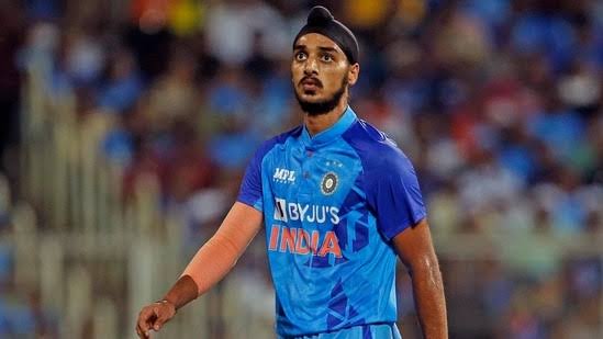 அவரெல்லாம் டெத் ஓவருக்கு சரிப்பட்டு வரமாட்டாருன்னு போன சீரிஸ்ல தெரியலையா? - ஹர்திக் பாண்டியா கேப்டன்ஷிப்பை சாடிய முன்னாள் பயிற்சியாளர்! 3