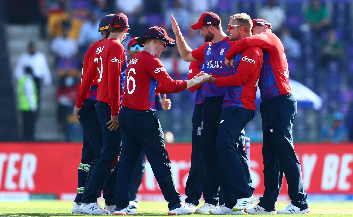 யாரும் எங்கள அசால்டா நினைச்சிடாதீங்க… சாம்பியன் பட்டத்தை எங்களால் வெல்ல முடியும்; அதிரடியாக அறிவித்த இங்கிலாந்து வீரர் !!