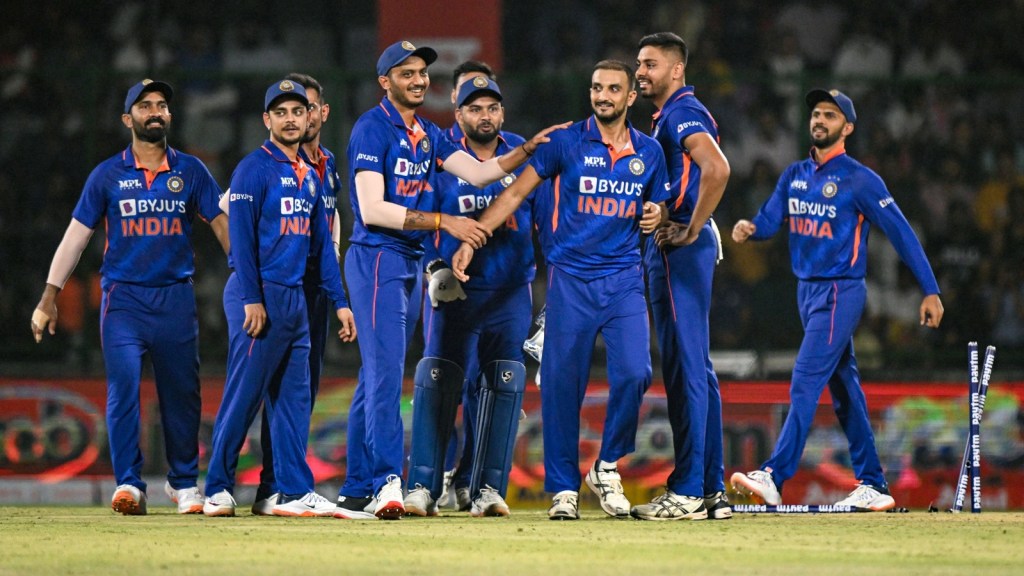 ஒவ்வொரு ஃபார்மட்டிற்கும் ஒரு கேப்டனை நியமிக்க வேண்டும் ; இந்திய அணிக்கு அறிவுரை கொடுத்த முன்னாள் வீரர் !! 2