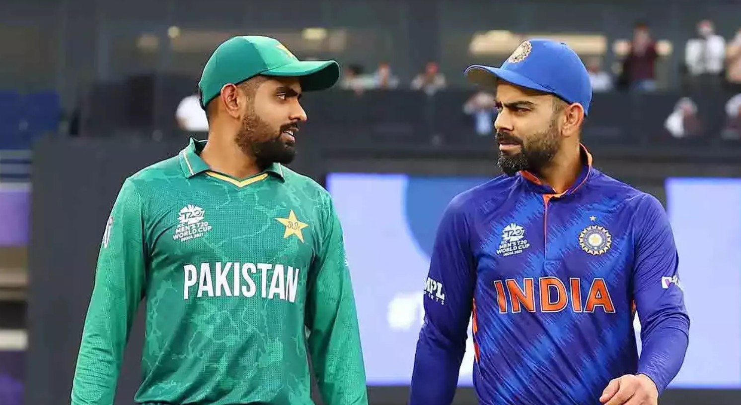 விராட் கோலிய பாத்தாவது இந்த  விசயத்தை கத்துக்கங்க தம்பி… பாபர் அசாமிற்கு அட்வைஸ் கொடுத்த முன்னாள் வீரர் !!