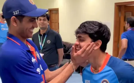 இஷான் கிஷன் டபுள் செஞ்சுரி அடிச்சப்போ நானும் அங்கதான் இருந்தேன், அன்று எனக்கு ஒன்னுமட்டும் தான் தோணுச்சு - சுப்மன் கில் பதில்! 4
