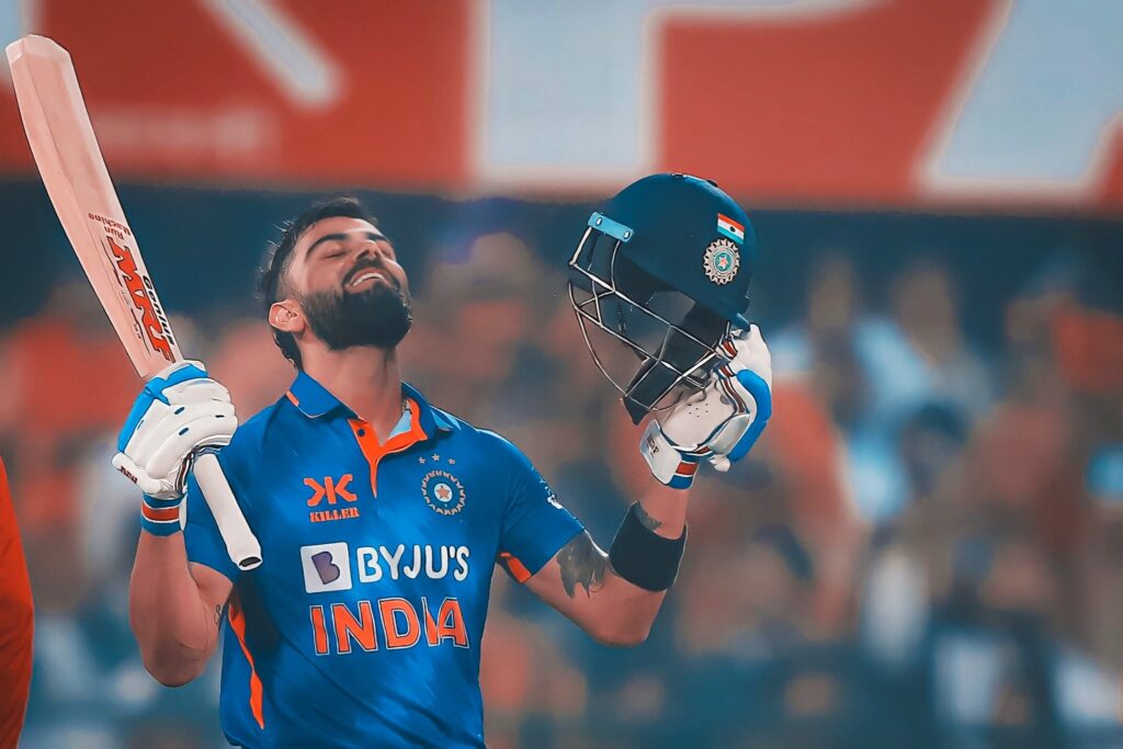 கடைசி பந்து வரை இலங்கை வீரர்களை கதி கலங்கவிட்ட கிங் கோலி… இலங்கை அணிக்கு இமாலய இலக்கு !!