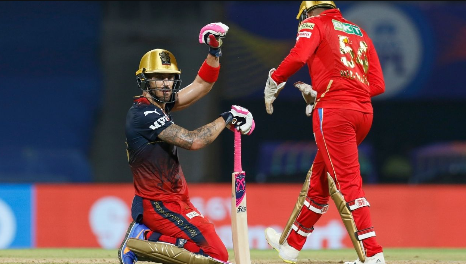 நான் பார்த்து பயப்படும் இரண்டு பந்துவீச்சாளர்கள் இவர்கள் தான்; டூபிளசிஸ் வெளியிட்ட தகவல் !!