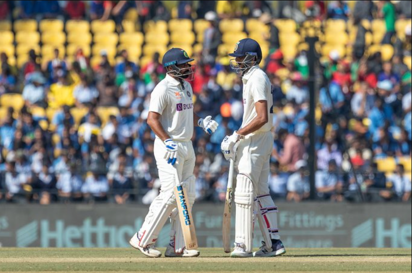 கடைசி ஆளு வரை ஆஸ்திரேலியாவிற்கு பிரச்சனை தான்… 7 விக்கெட்டுகளை அள்ளிய டாட் மர்ஃபி; 400 ரன்களில் ஆல் அவுட்டானது இந்திய அணி !!