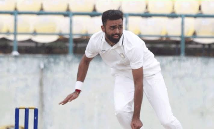 நீ போய் உள்ளூர் போட்டிய ஆடிட்டு வா.. 2வது டெஸ்ட் போட்டியிலிருந்து முக்கிய வீரரை நீக்கிய பிசிசிஐ! 3