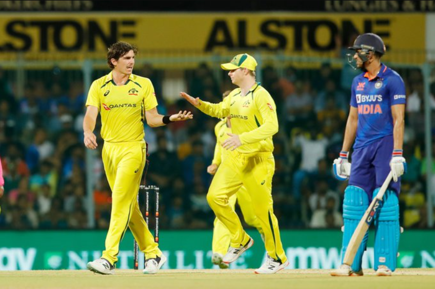 விராட் கோலியின் போராட்டம் வீண்… மீண்டும் சொதப்பிய இந்திய பேட்ஸ்மேன்கள்; தொடரை வென்றது ஆஸ்திரேலிய அணி !!