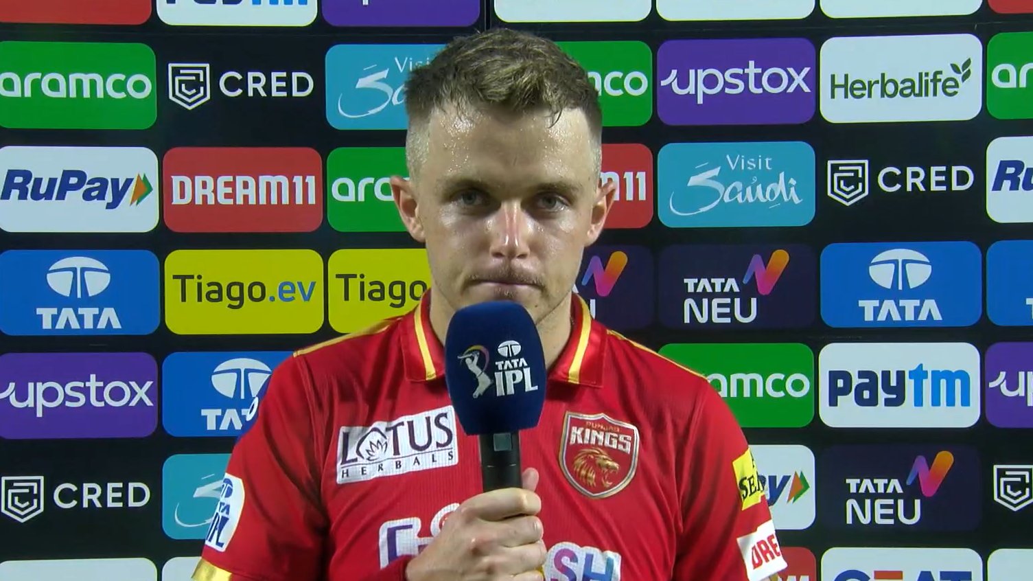 நான் கடைசி ஓவர் நல்லா போட்டிருக்கலாம்… ஆனால் உண்மையில் வெற்றி கிடைக்ககாரணம் இவர் ஒருவர் தான் – சாம் கர்ரன் பேட்டி!