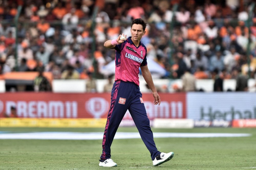 டெல்லியை மொத்தமாக முடித்துக்கட்டிய டிரெண்ட் போல்ட், சஹல்.. தொடர்ந்து மூன்றாவது தோல்வி.. ராஜஸ்தான் அபார வெற்றி! 4