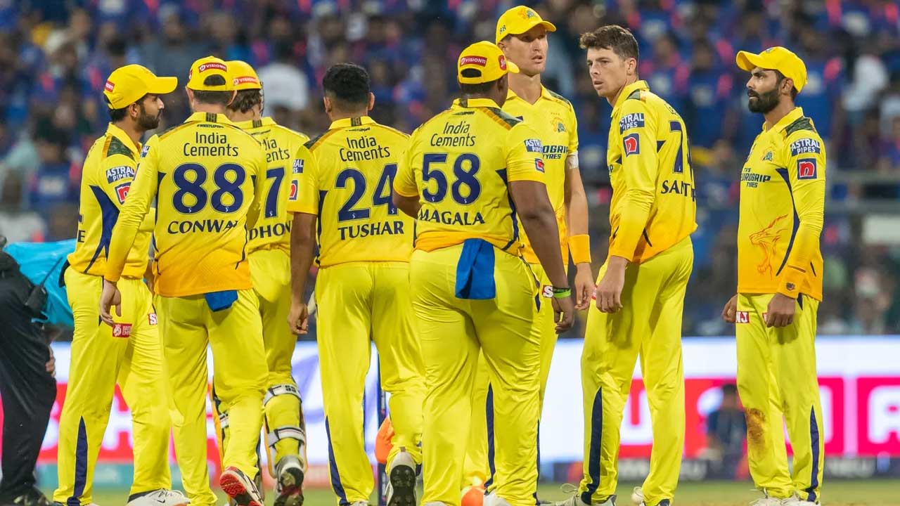 சிஎஸ்கே தலைகீழா நின்னு தண்ணி குடிச்சாலும் பிளே-ஆப்க்கு போகாது... எல்லாம் முடிஞ்சிது - அதிர்ச்சியான கருத்தை சொன்ன முன்னாள் இந்திய வீரர்! 2