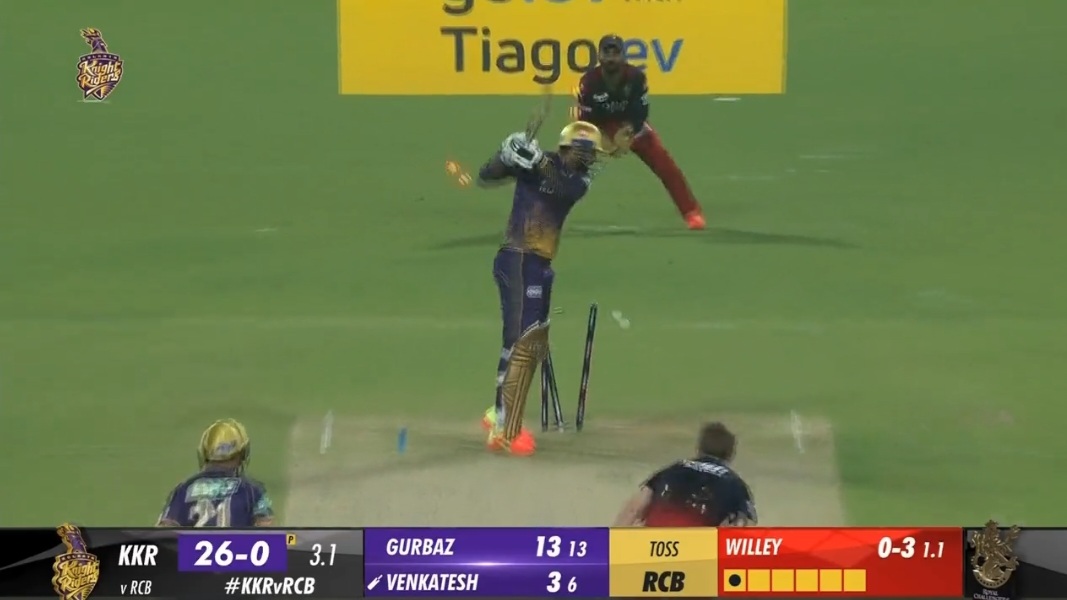 வீடியோ: சம்பவக்காரன்டா இந்த தமிழ் பையன்... ஆர்சிபி டாப் ஆர்டர் பேட்ஸ்மேன்களை கதறவிட்ட வருண் சக்ரவர்த்தி.. டு ப்ளசிஸ், மேக்ஸ்வெல், ஹர்ஷல் பட்டேலை க்ளீன் போல்டு! 2 வீடியோ: சம்பவக்காரன்டா இந்த தமிழ் பையன்... ஆர்சிபி டாப் ஆர்டர் பேட்ஸ்மேன்களை கதறவிட்ட வருண் சக்ரவர்த்தி.. டு ப்ளசிஸ், மேக்ஸ்வெல், ஹர்ஷல் பட்டேலை க்ளீன் போல்டு! 2