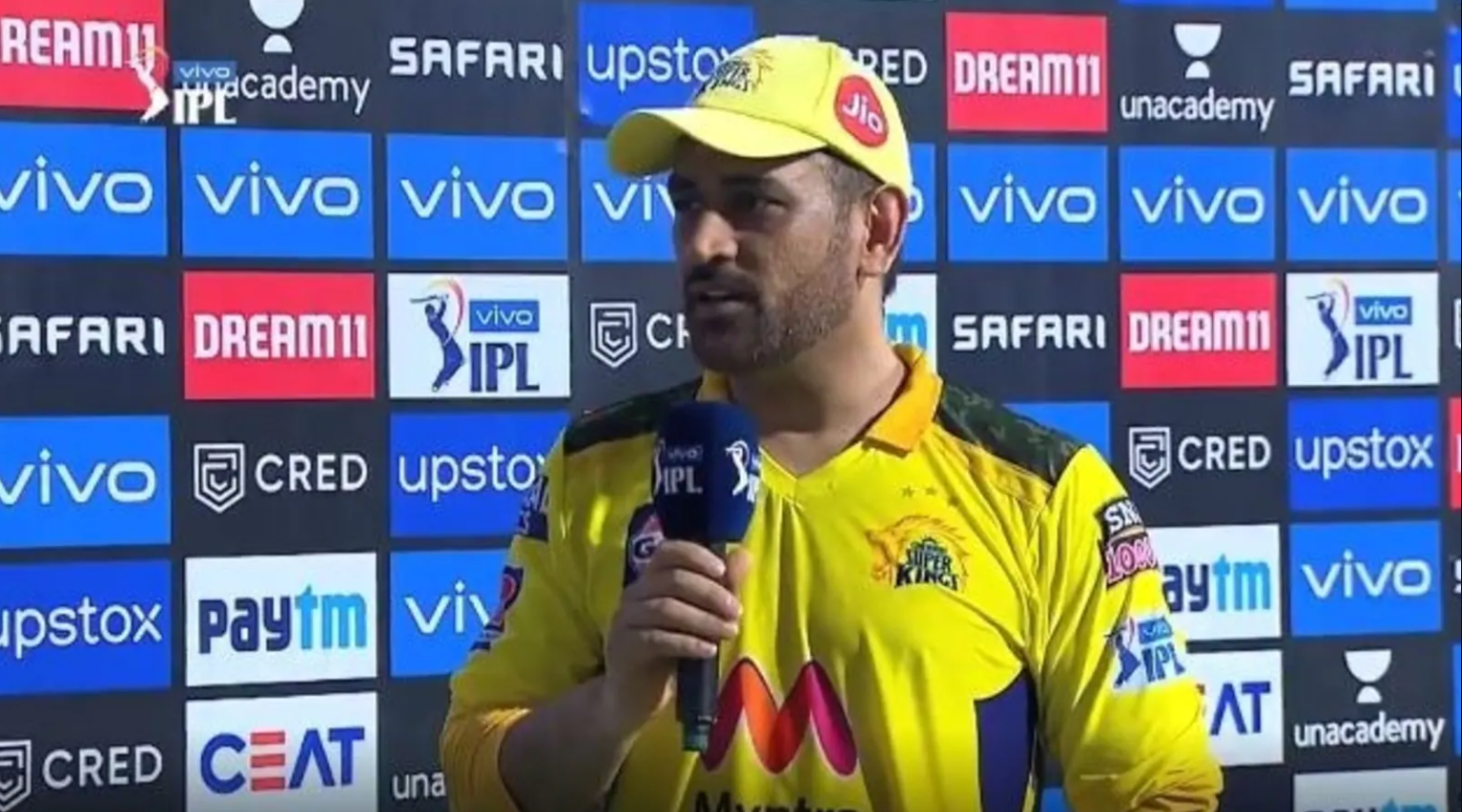 பந்துவீச்சாளர்களை குறை சொல்ல முடியாது… எங்களின் படுதோல்விக்கு இந்த விசயம் மட்டும் தான் காரணம்; தோனி ஓபன் டாக் !!