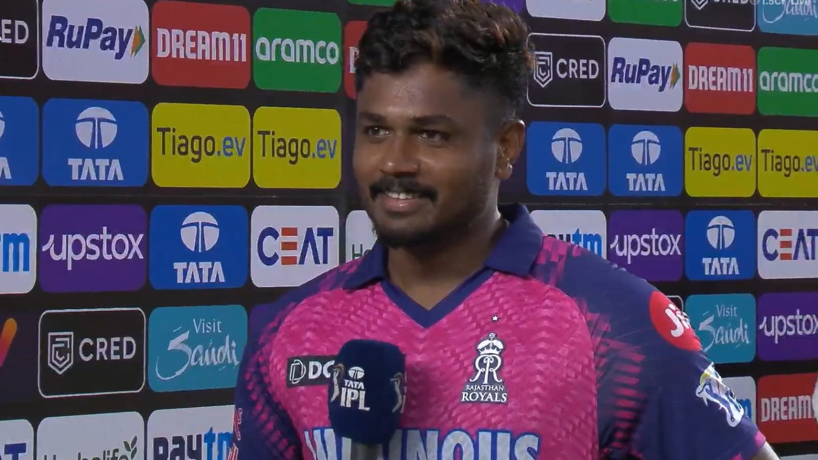 எங்களுக்கு இது 200வது போட்டி... ஆனா எவனாவது எங்கள மதிக்கிறானா பாருங்க... எல்லாத்துக்கும் இவர் தான் காரணம்; சஞ்சு சாம்சன் ஓபன் டாக் !! 3