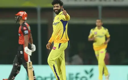 என்னை நிம்மதியா ஆடவிடுங்கடா... தோனி இல்லை, தோனி ரசிகர்கள் தான் காரணம் - சூசகமாக சொன்ன ஜடேஜா! 3