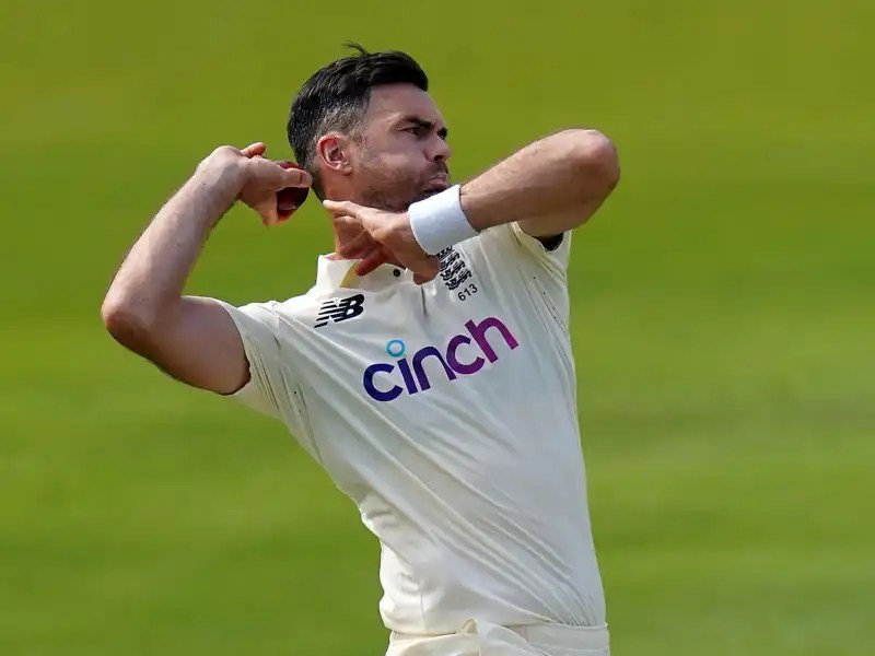 நாங்க இருக்கிற பார்ம்க்கு எங்கள நெருங்ககூட முடியாது ; ஆஷஸ் தொடரில் ஆஸ்திரேலிய அணிக்கு சவால் விட்ட ஜேம்ஸ் ஆன்டர்சன் !!