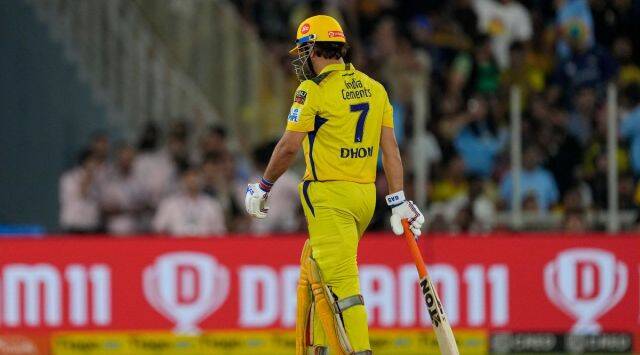 யோசிச்சு பாருங்க… ஜடேஜா அடிச்சு ஜெயிக்க வச்சதே இப்படி இருக்குனா…தல அடிச்சிருந்தா..? இத மட்டும் மிஸ் பண்ணிட்டேன்; சுனில் கவாஸ்கர் சொல்கிறார் !!