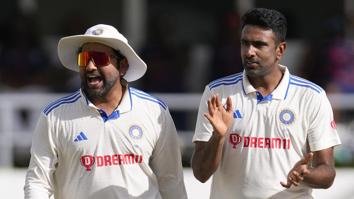 ஷர்துல் தாகூர் இல்லை… புதிய வீரருக்கு அணியில் இடம்; முதலில் பேட்டிங் செய்கிறது இந்திய அணி !!