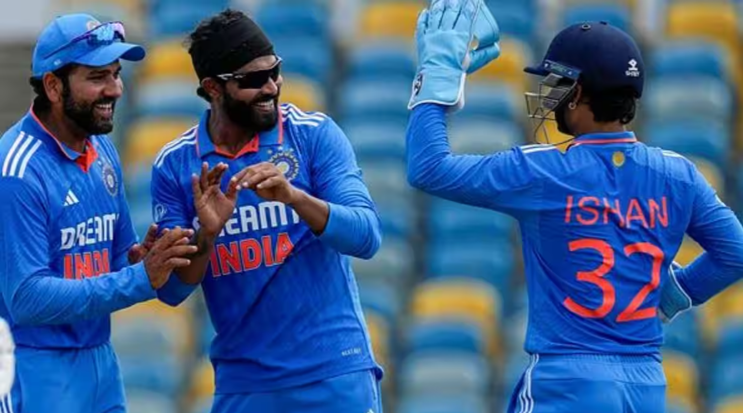 அவுங்க 114… நீங்க 181… இந்த லட்சணத்துல எதுக்கு இப்படி ஒரு முடிவ எடுத்தீங்க..? இந்திய அணி மீது முன்னாள் வீரர் காட்டம் !!