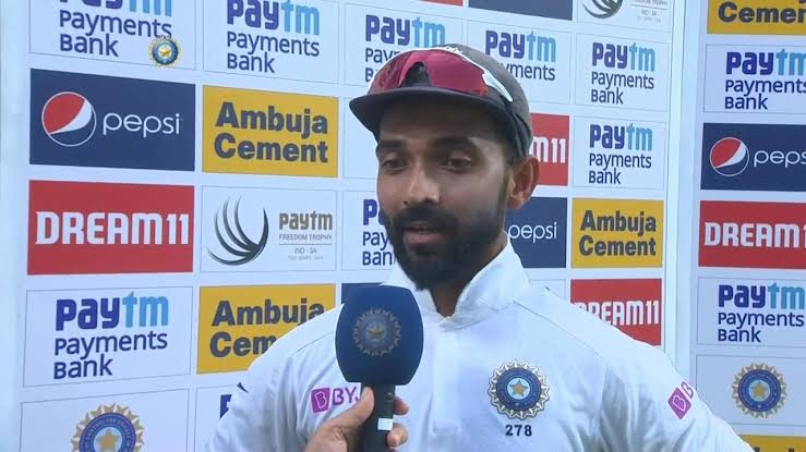 தோனியின் டெக்னிக்கை ரோகித் சர்மா பின்பற்றுகிறார்.. வீரர்களை இப்படித்தான் நடத்துகிறார்! – ரகானே வெளிப்படை பேச்சு!