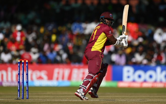 பந்துவீச்சில் கச்சிதகமாக செயல்பட்ட இந்திய வீரர்கள்... 159 ரன்கள் குவித்தது வெஸ்ட் இண்டீஸ் அணி !! 3