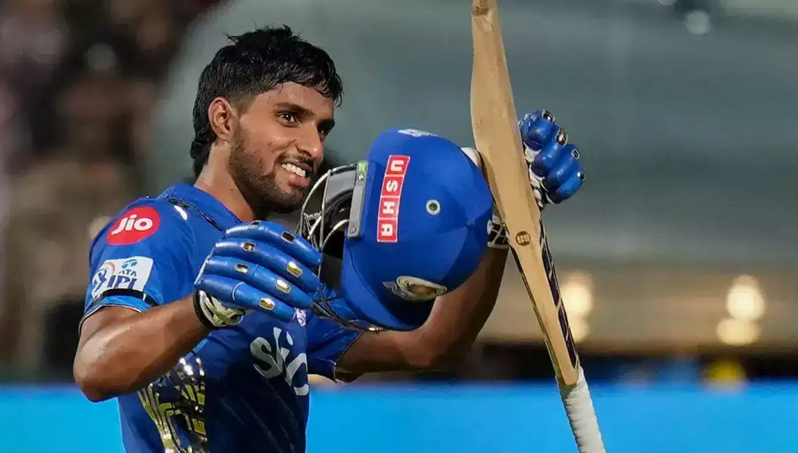 திலக் வர்மா நல்ல பேட்ஸ்மேன் தான்… ஆனா அவசரப்பட்டு அவருக்கு டீம்ல இடம் கொடுக்காதீங்க; அட்வைஸ் கொடுக்கும் முன்னாள் வீரர் !!