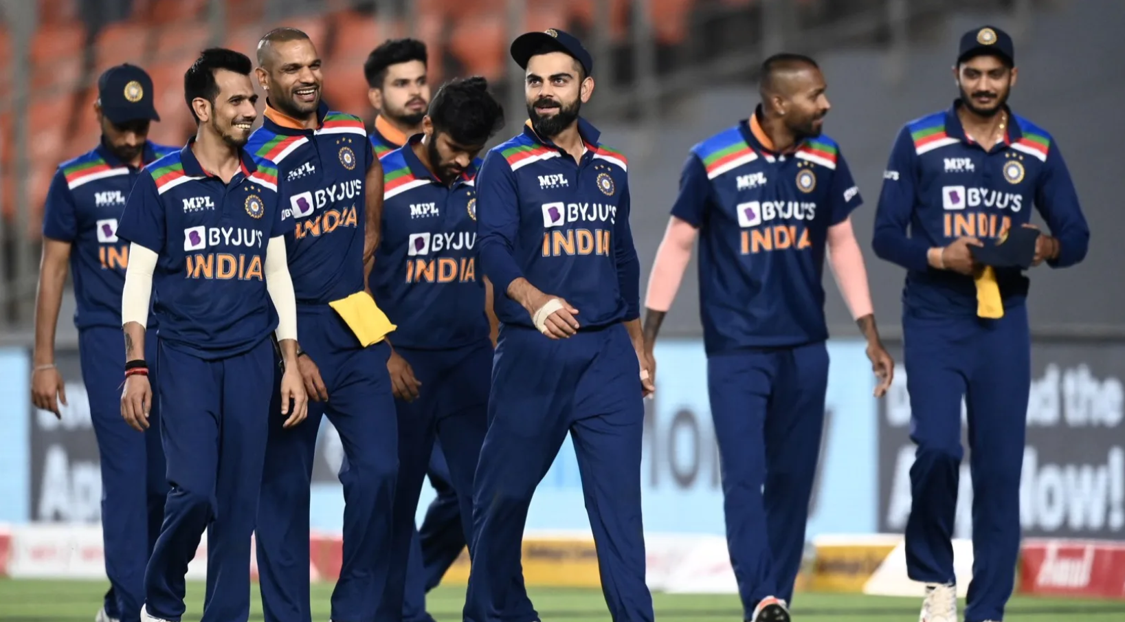 ஸ்ரேயஸ் ஐயர் வேண்டாம்… இந்த தமிழக வீரருக்கு கண்டிப்பா இடம் கொடுங்க; உலகக்கோப்பை தொடருக்கான இந்திய அணியை தேர்வு செய்த கவுதம் கம்பீர் !!