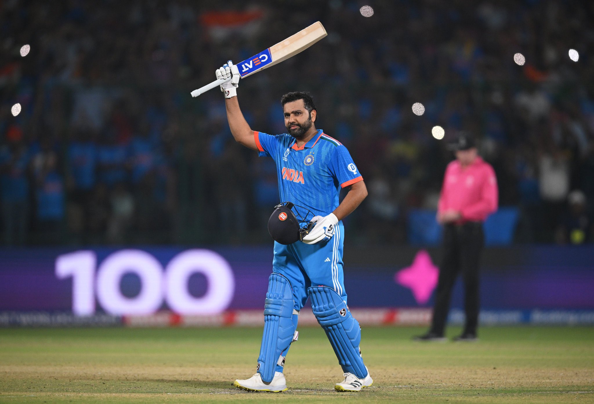 விராட் கோலி கூட பிரச்சனை இல்ல... ஆனா இவர் விக்கெட்ட எடுக்காம உங்களால ஜெயிக்கவே முடியாது; பாகிஸ்தான் அணியை எச்சரித்த முன்னாள் வீரர் !! 3