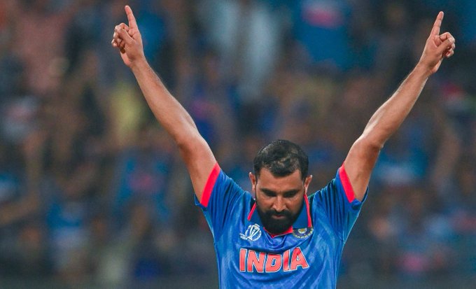 இனி ஒருத்தன் பொறந்து தான் வரனும்… மிகப்பெரும் சாதனை படைத்து வரலாற்றில் அசைக்க முடியாத இடத்தை பிடித்த   நாயகன் முகமது ஷமி !!