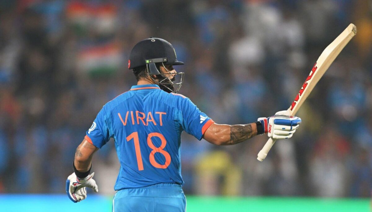 ஒரே போட்டியில் பல சாதனைகள்... ஜாம்பவான சச்சின் டெண்டுல்கரின் சாதனையை காலி செய்து புதிய வரலாறு படைத்த  “கிங்” கோலி !! 1