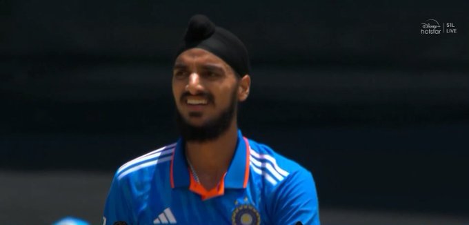 இதுவரை எந்த இந்திய வீரரும் செய்யாத சாதனை… தென் ஆப்ரிக்கா மண்ணில் புதிய சரித்திரம் படைத்த அர்ஸ்தீப் சிங் !!